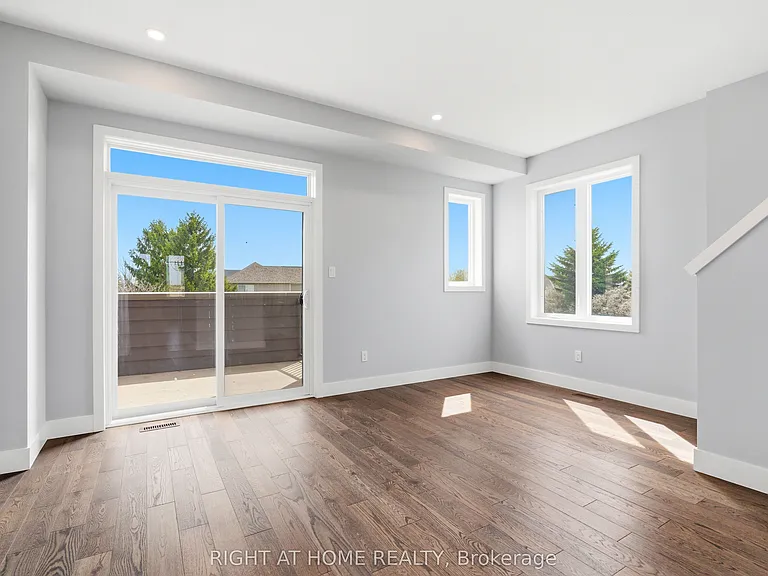 2060 Meadowgate Blvd #10 — Photo 21