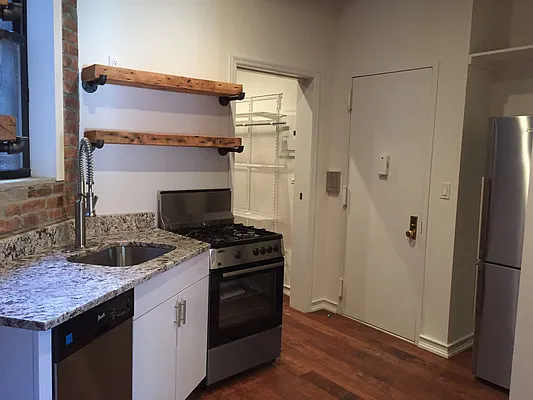 Rented by WRE Group | media 22