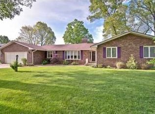 17870 Fox Den Dr, Granger, IN 46530