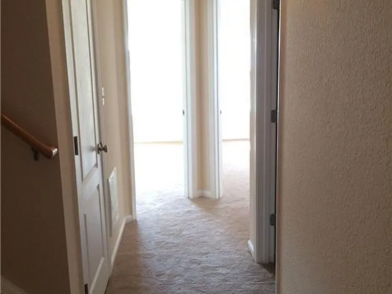 604 Teton Cir — Photo 18