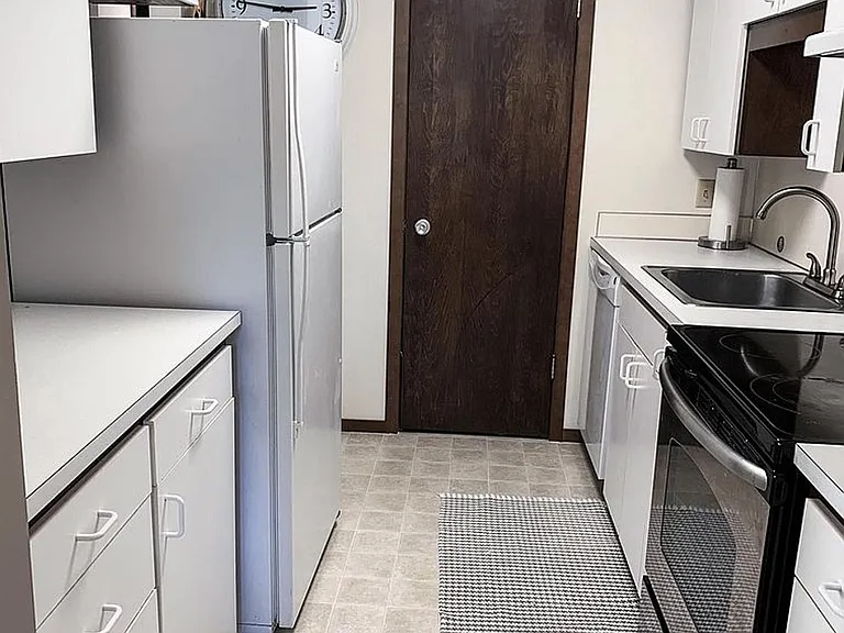 2362 Franklin Ave E #202 — Photo 11