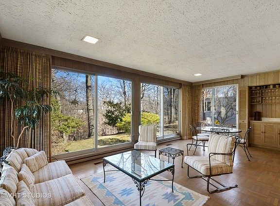 5th image of 177 Lakewood Pl