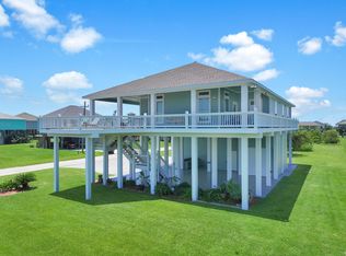 906 Westview, Crystal Beach, TX 77650