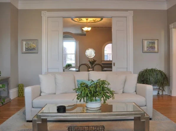 112 Park St APT 3, Portland, ME 04101
