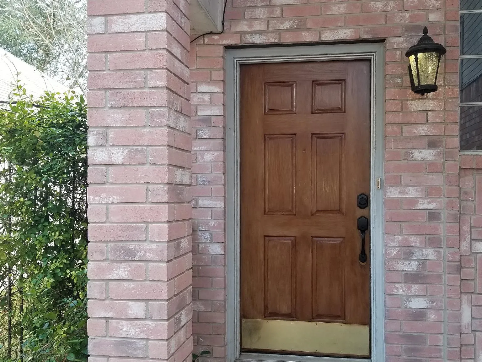 3 bed, 2.5 bath, 1672 sqft, $2,000 — Photo 3