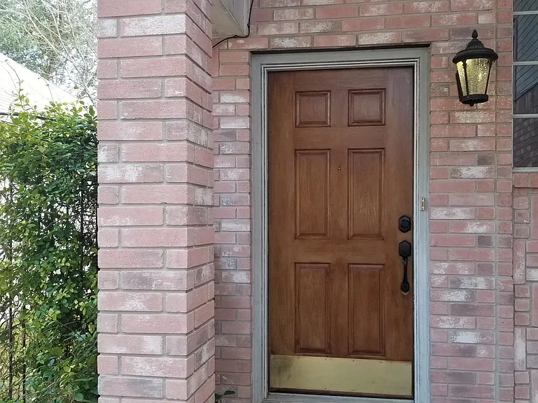 5818 Spring Sq — Photo 3