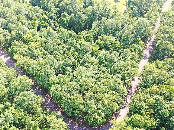 3rd image of 2 County Road 4253