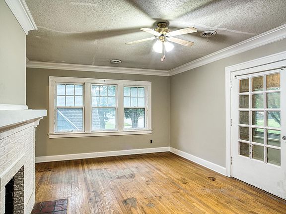 5th image of 205 S Benton Blvd #2