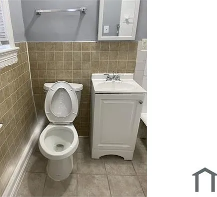 1411 T St SE — Photo 8