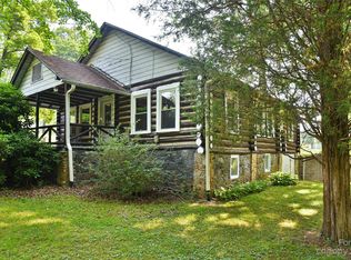 742 Asbury Rd, Candler, NC 28715