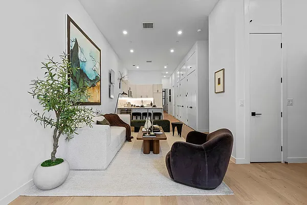 Living room, photo 3
