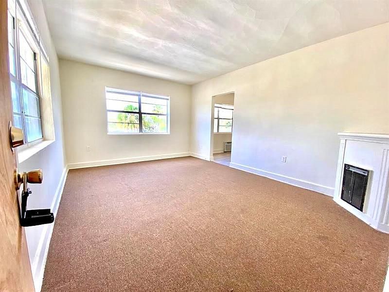 1st image of 515 57th St APT 3