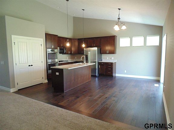 2nd image of 6606 Harvest Dr