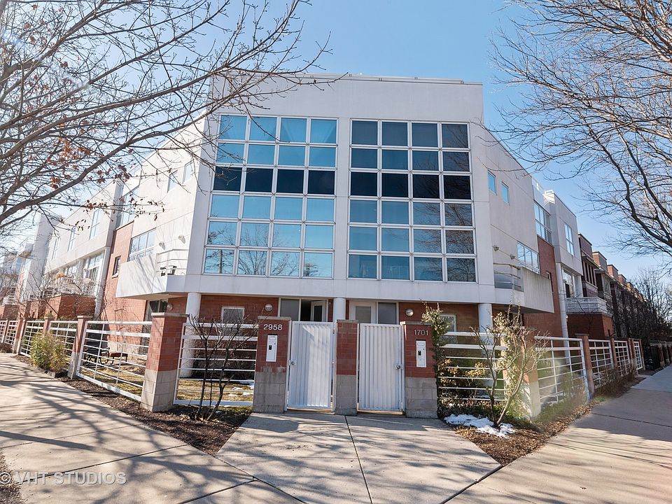 1st image of 2958 N Paulina St