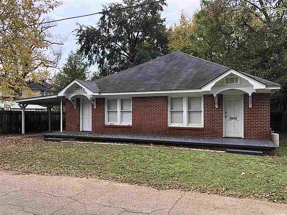 3rd image of 505 Mell Ave