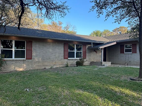2nd image of 3902 Glenwood Dr