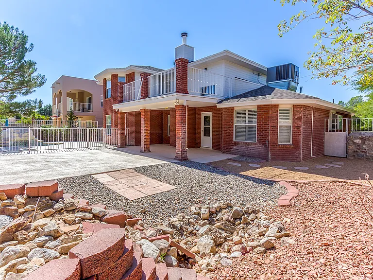 6104 La Posta Dr — Photo 28