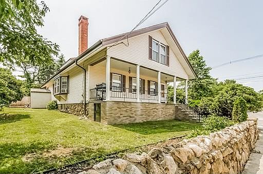 4th image of 255 Mount Pleasant St