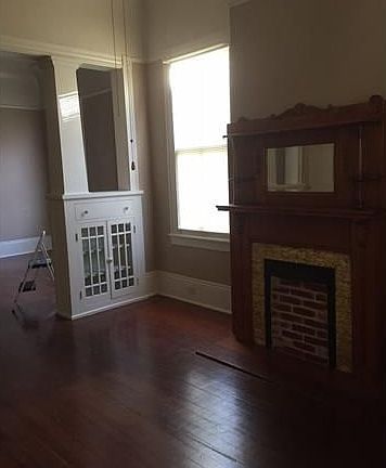 3rd image of 2250 Brainard St