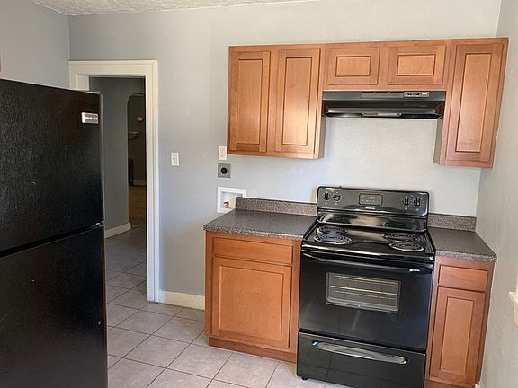 2nd image of 1618 Coal Ave SE APT A