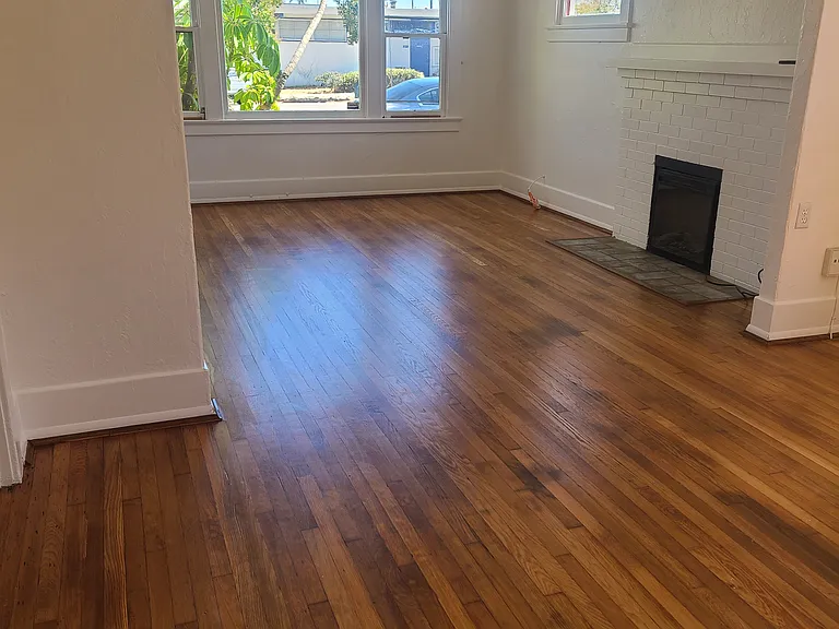 1618 Meade Ave — Photo 2
