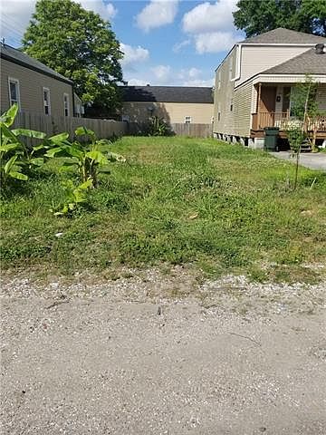 1st image of 8433 Jeannette St