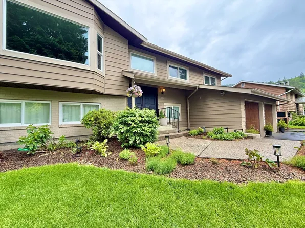21224 Mountview Cres, Hope, BC V0X 1L1