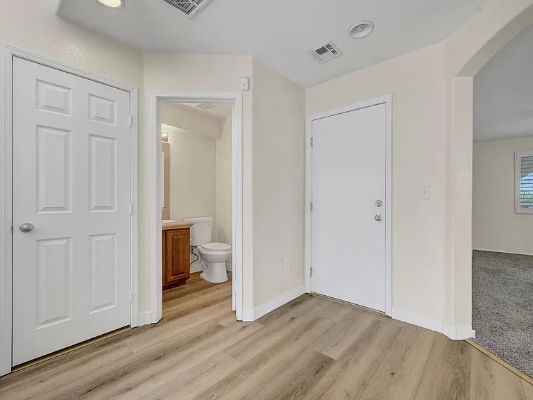 3952 Badgerbrook St — Photo 19