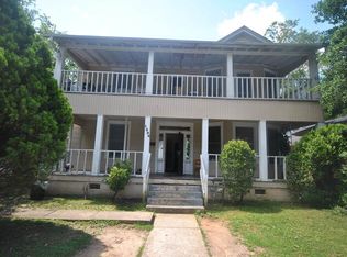 1094 Larosa Ter SW, Atlanta, GA 30310