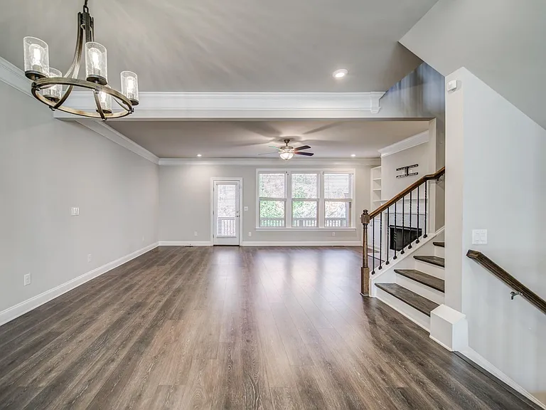 1363 Harris Way NE — Photo 16