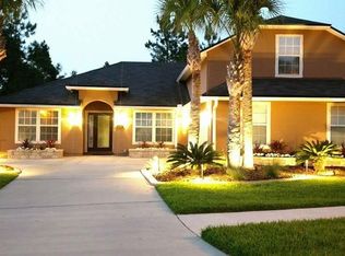 2521 Victoria Point Dr, Jacksonville, FL 32218