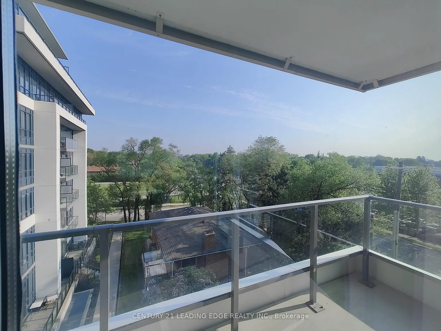 2 bed, $1,350 — Photo 4