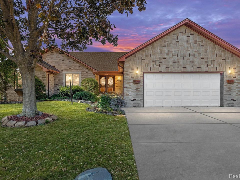 1st image of 40577 Sunfield Ct
