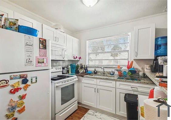 2nd image of 2622 E 27th Ave