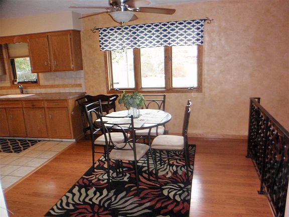 5th image of 607 Betsy Ross Ln