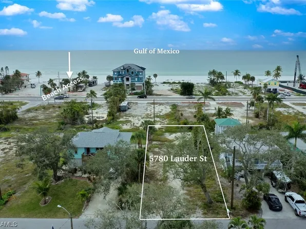 5780 Lauder St, Fort Myers Beach, FL 33931