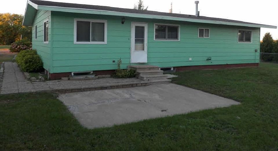 2nd image of 2195 20 1/4 Ave