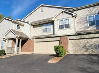 2333 Vanderbilt Dr, Geneva, IL 60134