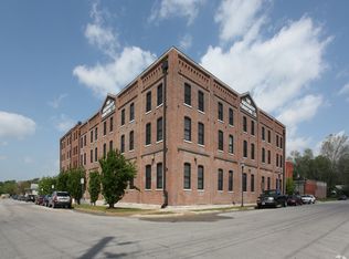 200 Seneca St APT 222, Leavenworth, KS 66048