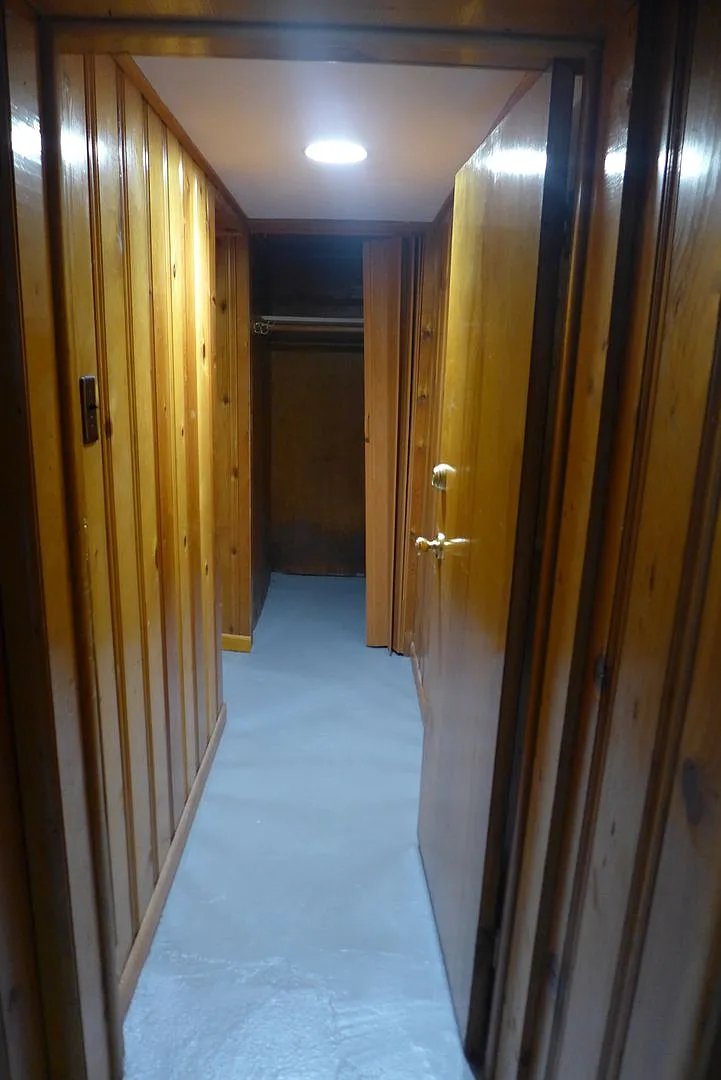 419 Ashland — Photo 2