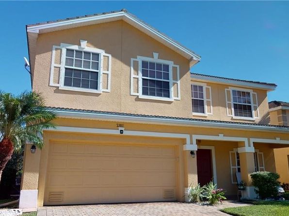 2301 Cape Heather Cir
