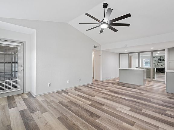 2nd image of 14911 Wunderlich Dr APT 1706
