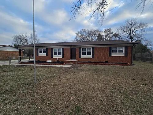 1443 Larkhall Dr Photo 1
