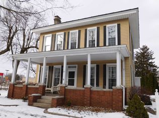 211 W Emeline St, Milford, IN 46542