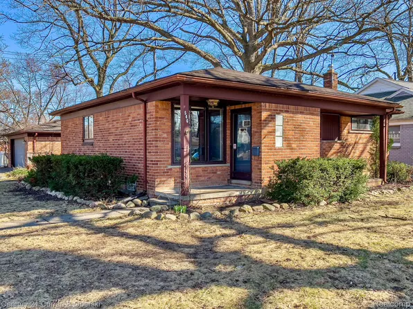 546 N Wilson Ave, Clawson, MI 48017