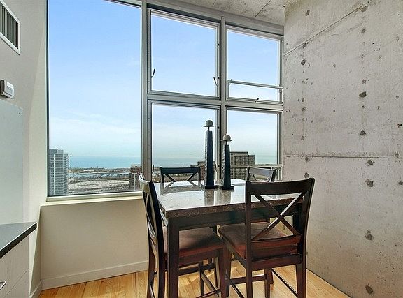 4th image of 1720 S Michigan Ave APT 3107