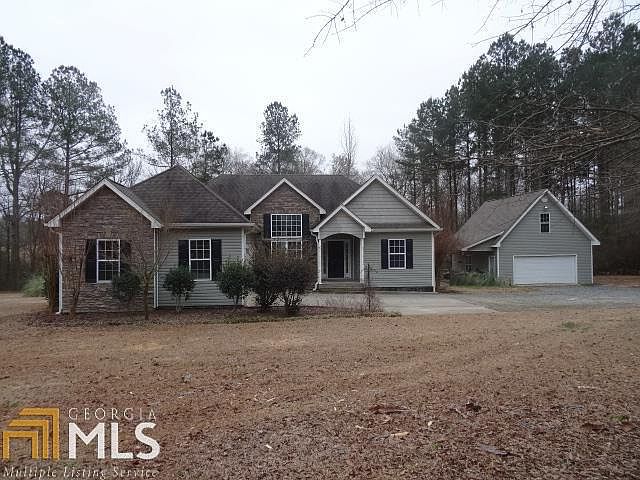 2nd image of 139 Sands Rd