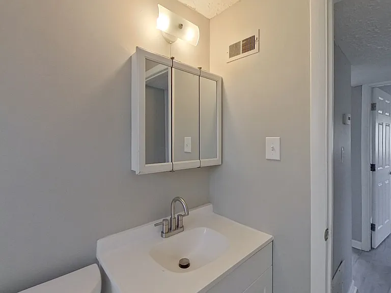 3605 Cushing Dr — Photo 9