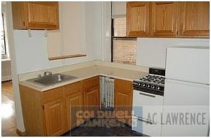 2nd image of 1102 1st Ave