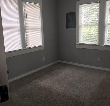 4th image of 802 Denver Blvd